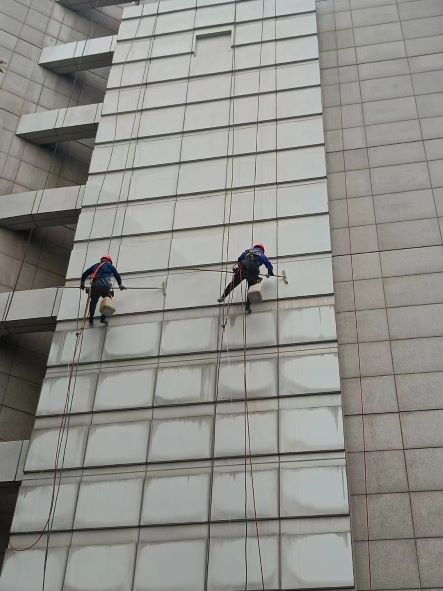 富顺高空外墙清洗